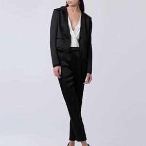Diane von Furstenberg DVF Larra Hammered Satin Pantsuit Set Size 4 Blazer Jacket